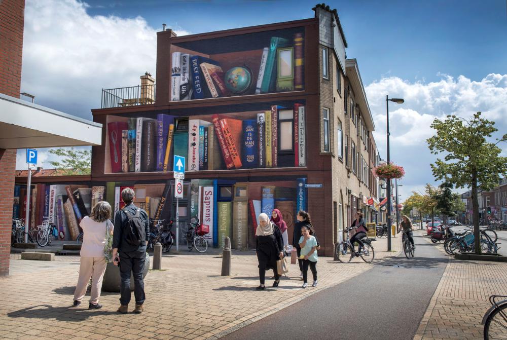 Boekenkast street art Langestraat/Schietspoel