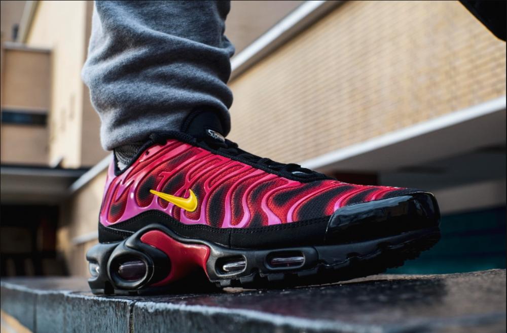 Afbeelding van Nike Air Max Plus Supreme Black